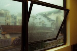 maintain 40 50 indoor humidity